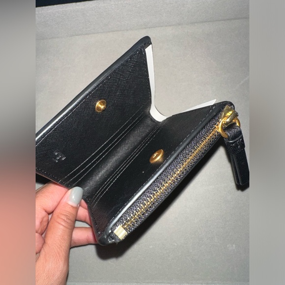 Tory Burch Robinson Mini Leather Wallet - Picture 5 of 5